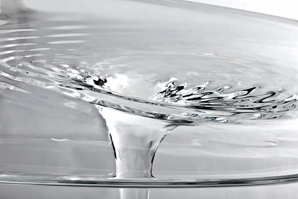 the-liquid-glacial-table-by-zaha-hadid 