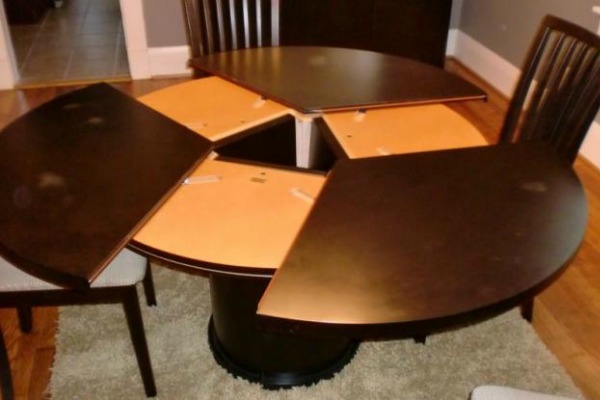 stolovi-koji-menjaju-velicinu 