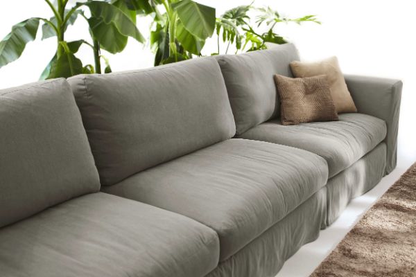 Udobna sofa za moderan enterijer
