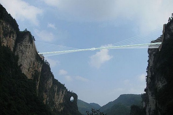 najveci-stakleni-most-na-svetu-najavljen-u-kini 