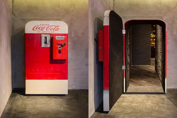 skriveni-bar-u-coca-cola-automatu 