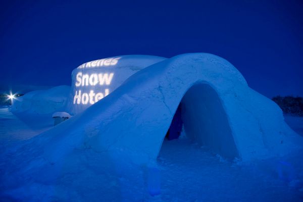 top-10-hotela-od-snega-i-leda 