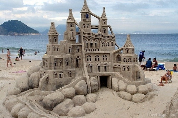 magican-zamak-od-peska 
