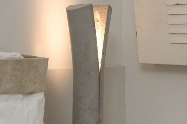 kolekcija-betonskih-lampi-i-lustera 