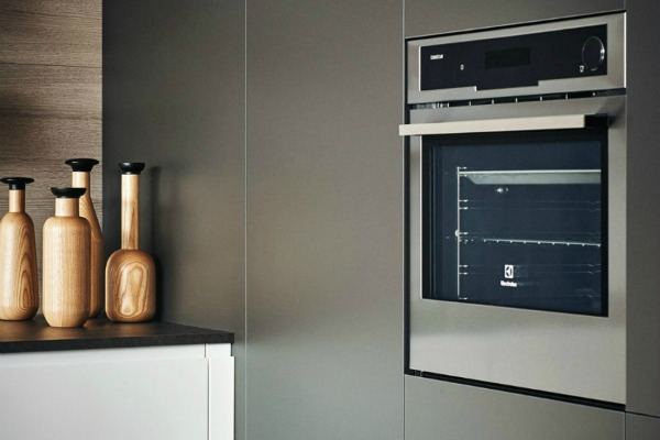 Kuhinja minimalističkog dizajna