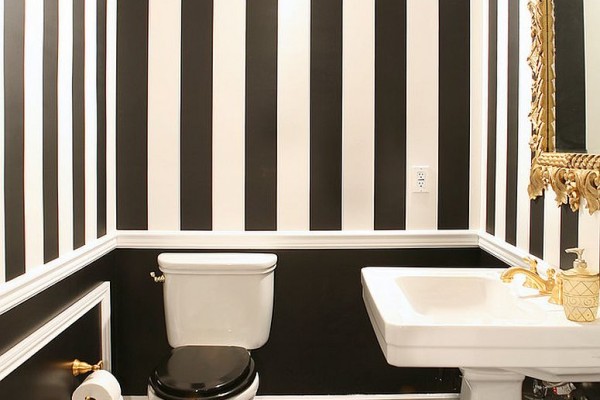 crno-bela-sema-boja-za-mala-kupatila 