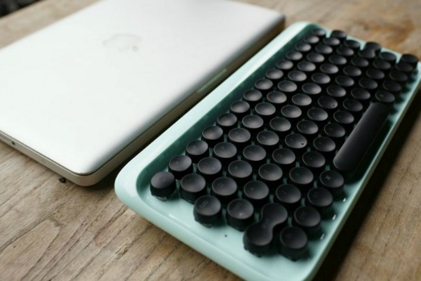 inovativna-tastatura-retro-duha 
