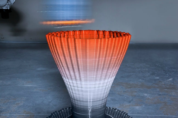 3d-stampane-stolice-futuristickog-dizajna 