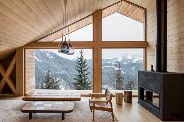 alpska-koliba-sa-sarmom-tradicionalnih-planinskih-domova 