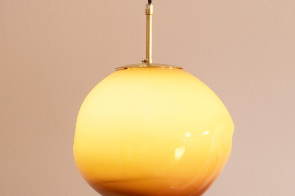 lampe-u-obliku-bombona 