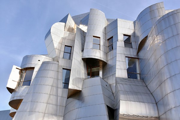zgrade-frenka-gerija-izgledaju-kao-iz-naucnofantasticnih-filmova 