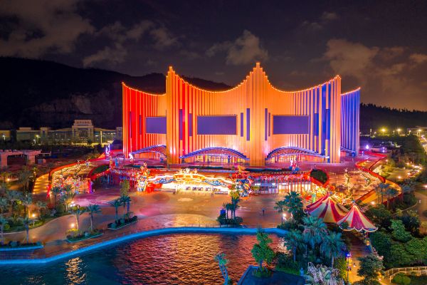 Pozorište inspirisano tradicionalnim cirkuskim šatorom