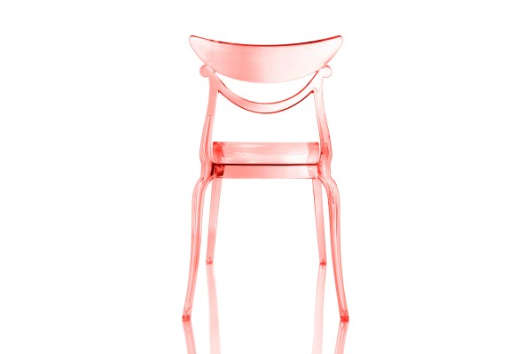 stolice-za-trpezariju-u-najpopularnijoj-koralnoj-boji 