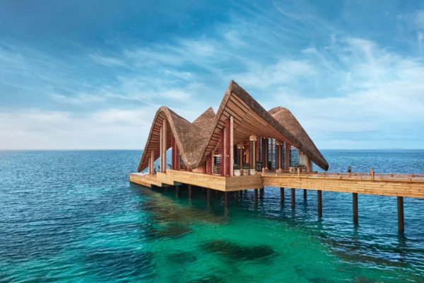luksuzno-odmaraliste-na-maldivima-inspirisano-tradicijom-ostrva 