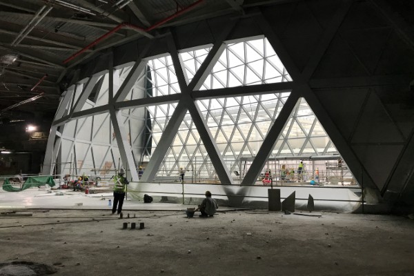 pri-kraju-je-renoviranje-fantasticnog-aerodroma-u-singapuru 