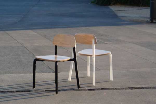 click-flat-pack-stolica-se-moze-sastaviti-za-nekoliko-minuta 