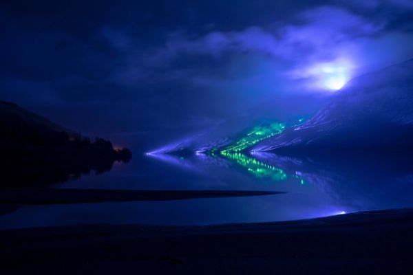 Igra svetlosti: planine u Irskoj osvetljene hiljadama lampiona