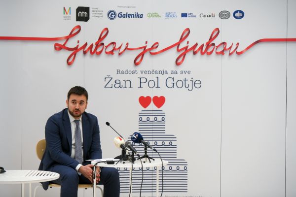 Evropska premijera izložbe Ljubav je ljubav: Radost venčanja za sve Žan Pol Gotje