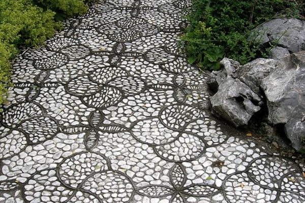 Neverovatne staze u vrtu od kamenčića