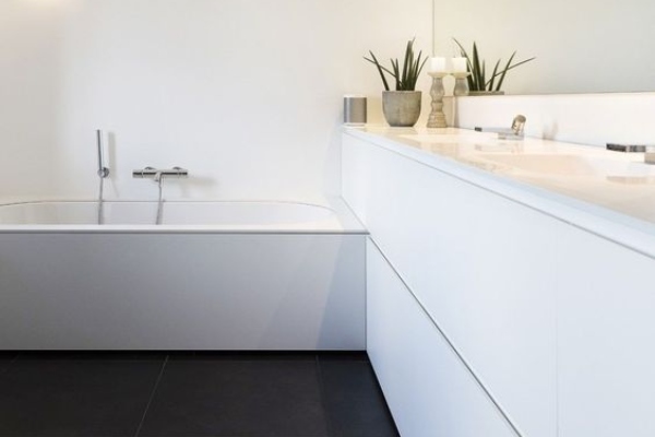 stilsko-i-minimalisticko-uredenje-kupatila 