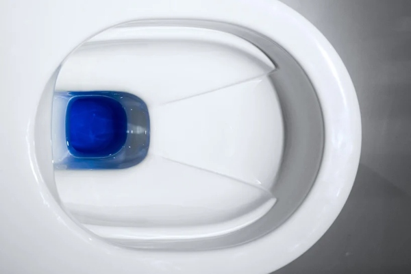 laufen-i-eoos-dizajnirali-prvi-toalet-da-odvodenje-urina-uz-pomoc-gravitacije 