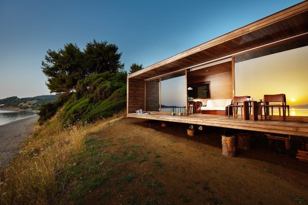 Za letovanje iz snova – iznajmite drvenu kućicu od 34 m2 na Halkidikiju
