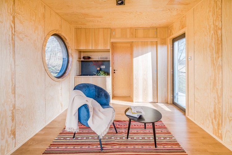 Udobna kućica na brdu svojim stanarima nudi novi pogled na svet