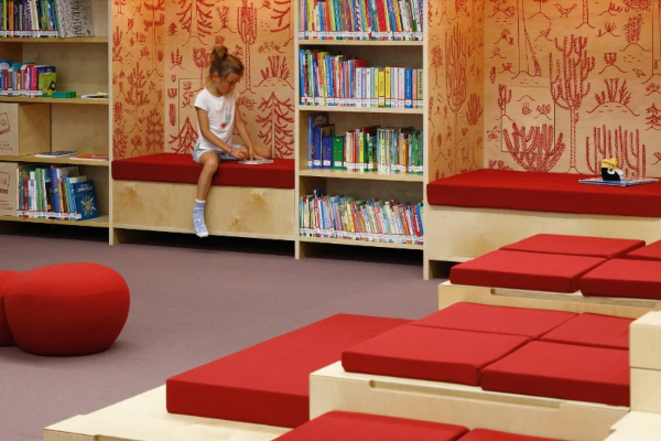Biblioteka u Litvaniji podstiče decu da otkrivaju radost pri čitanju