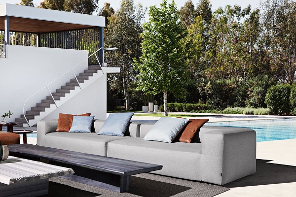 minimalizam-koji-garantuje-uzitak-monte-carlo-lounge-sofa 