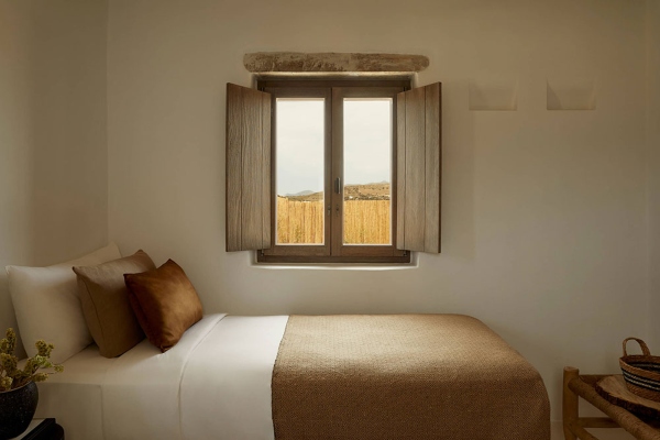 grcki-hotel-slavi-privatnost-potpunu-harmoniju-sa-prirodom 