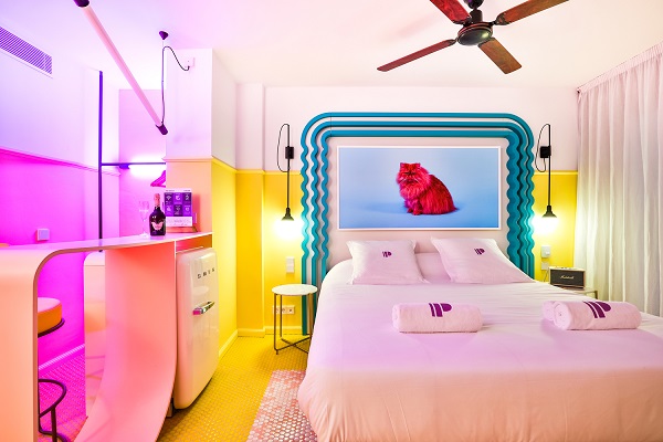 Eksplozija boja poručuje: dobrodošli u najveseliji hotel na Ibici!