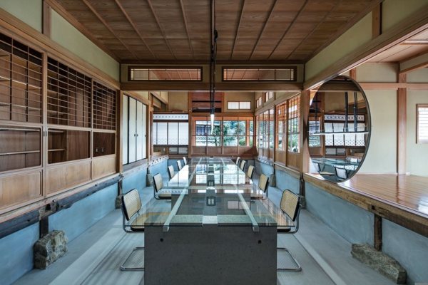 kancelarija-i-keramicarska-radionica-u-tradicionalnoj-japanskoj-kuci 