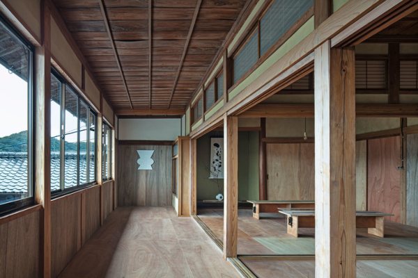 kancelarija-i-keramicarska-radionica-u-tradicionalnoj-japanskoj-kuci 