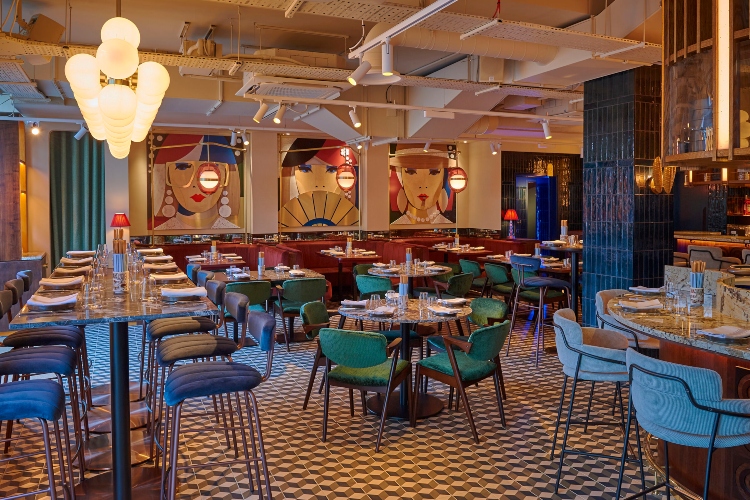  Restoran Jiji u Londonu je udoban i dinamičan prostor sa pažljivo biranim nameštajem