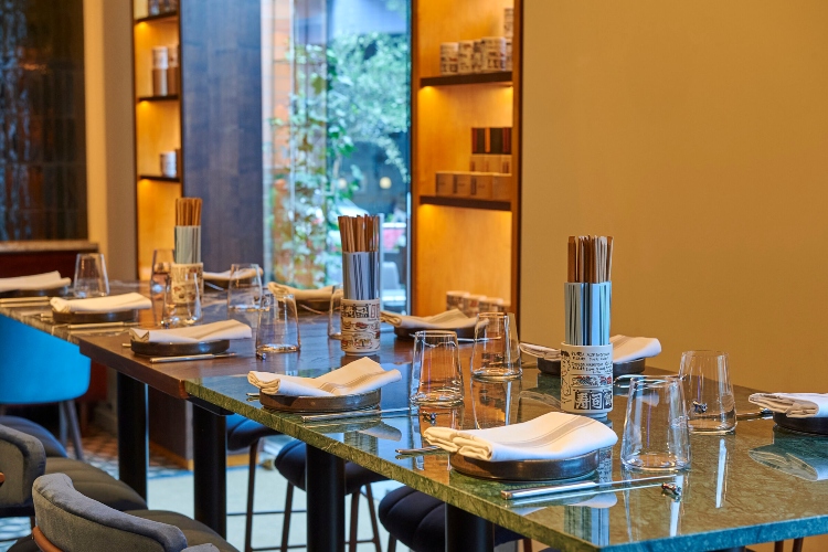  Restoran Jiji u Londonu kombinuje azijske i bliskoistočne specijalitete