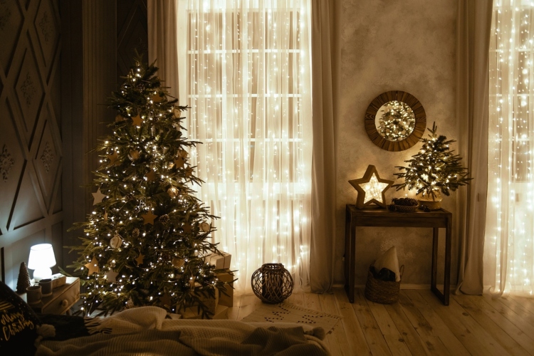 spavaca-soba-novogodisnja-dekoracija-1 