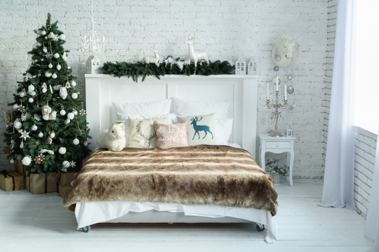 spavaca-soba-novogodisnja-dekoracija-3 