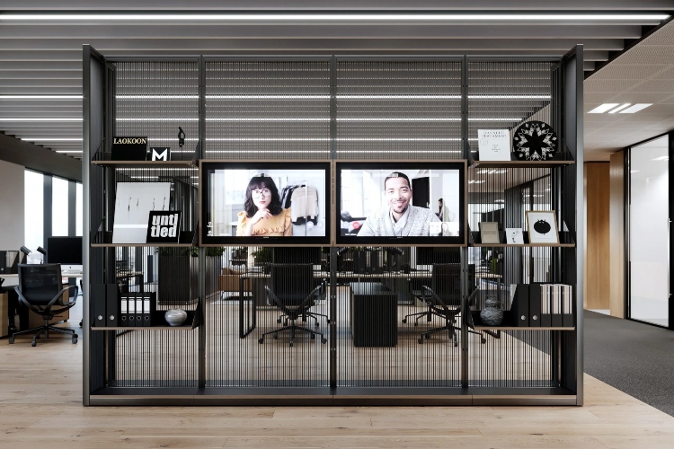  Moderna kancelarija sa zanimljivim rešenjima za online rad