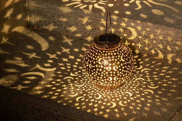  Dekorativna solarna lampa može biti lep dodatak vašem stepeništu