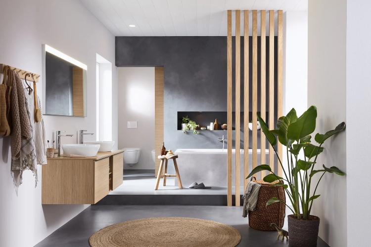  Kupatilo sa drvenim elementima u japansko minimalističkom stilu