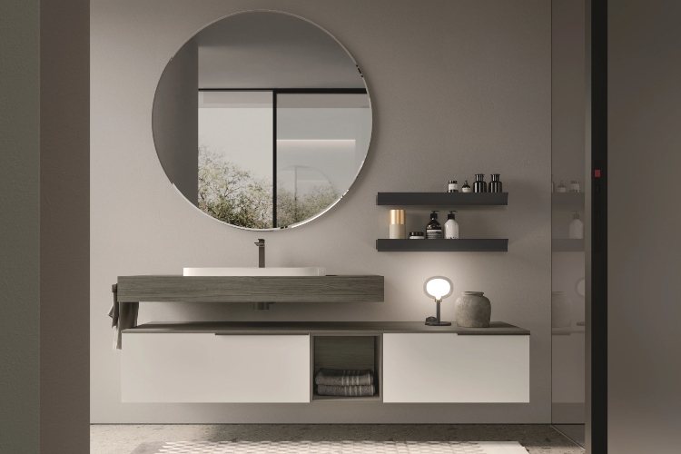 Moderno kupatilo u minimalističkom stilu sa velikim okruglim ogledalom