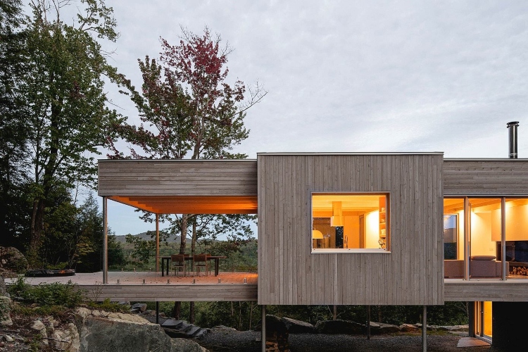 "Šumska" kuća koja teži simbiozi sa prirodnim okruženjem