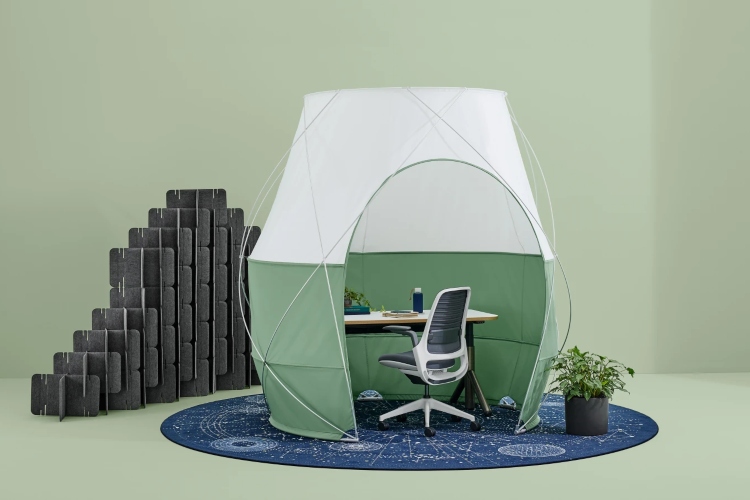  Samostojeći kancelarijski šator ima dobru ventilaciju i ostale pogodnosti