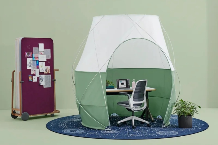  Samostojeći kancelarijski šator može imati prozirnu ili neprozirnu tkaninu
