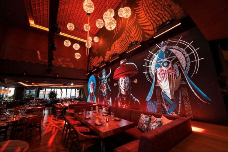  Restoran Tabu je smesten u Dubaiu ali oslikava noćni život modernog Japana