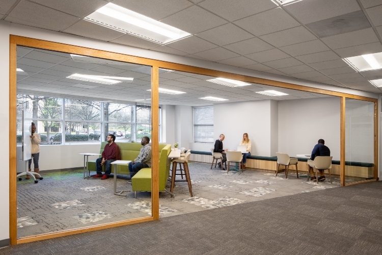  Kancelarija ima i veće prostore za timski rad zaposlenih i bolju razmenu ideja