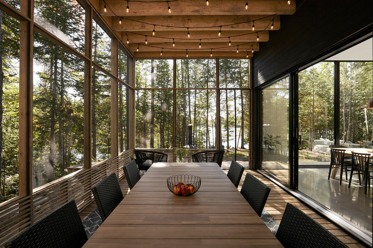 vikendica-na-jezeru-sa-krovnom-terasom-7 