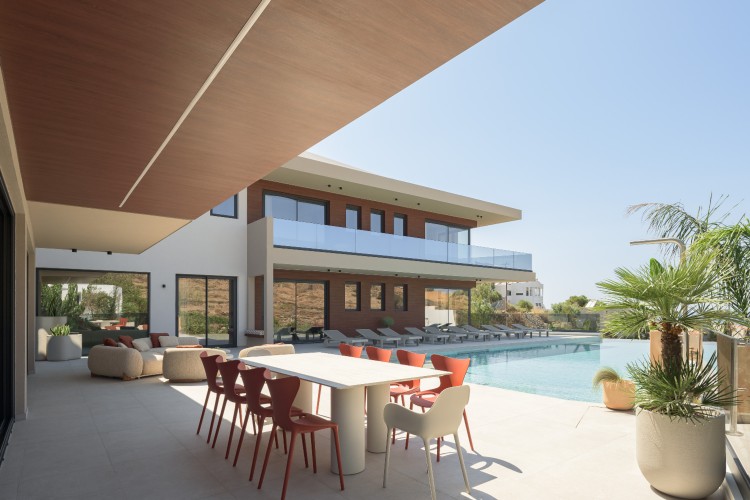 villa-ayeria-krit-luksuzna-mediteranska-vila-bazen-pogled-na-more-10 