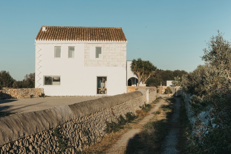 son-martorell-kuca-menorka-mediteranski-enterijer-15 
