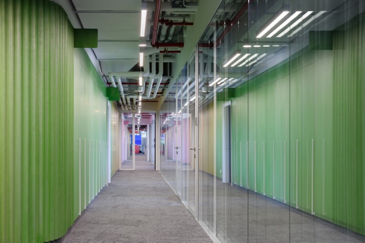 futuristicka-kancelarija-prag-cnc-active-offices-10 